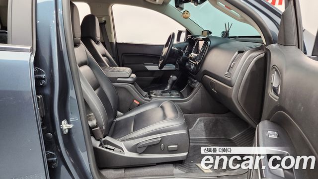 Chevrolet Korea Colorado 2020 — photo 11