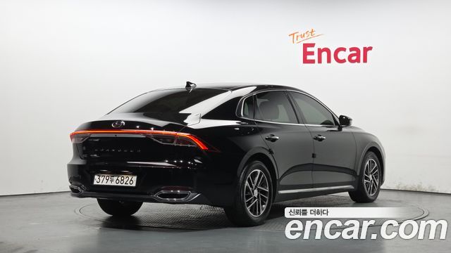 Hyundai Grandeur 2022 — photo 2