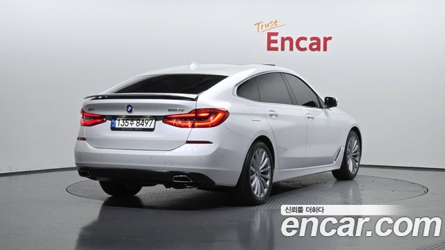 BMW Gran Turismo 2023 — photo 2