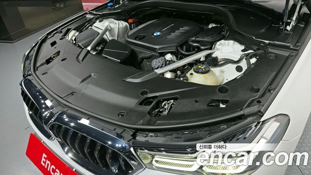 BMW Gran Turismo 2023 — photo 6