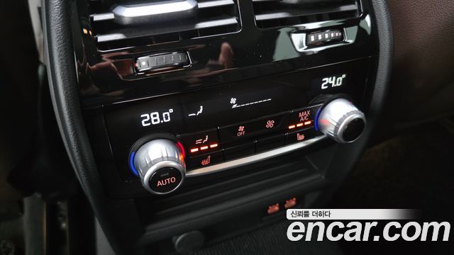 BMW Gran Turismo 2023 — photo 17