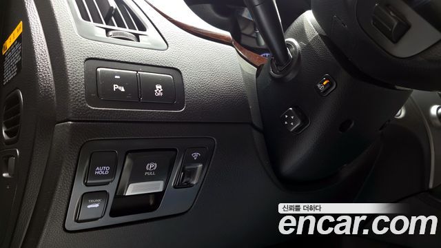 Hyundai Equus 2012 — photo 14
