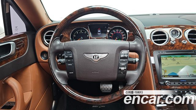 Bentley Flying Spur 2012 — photo 13