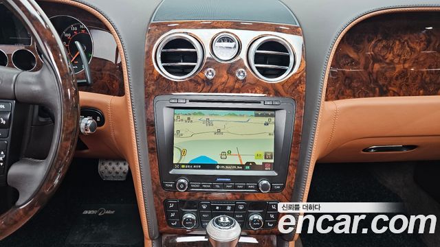 Bentley Flying Spur 2012 — photo 14