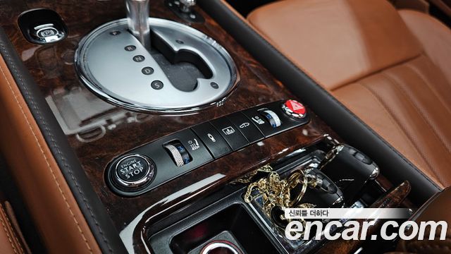 Bentley Flying Spur 2012 — photo 17
