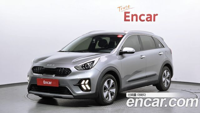 Kia Niro 2022 — photo 1