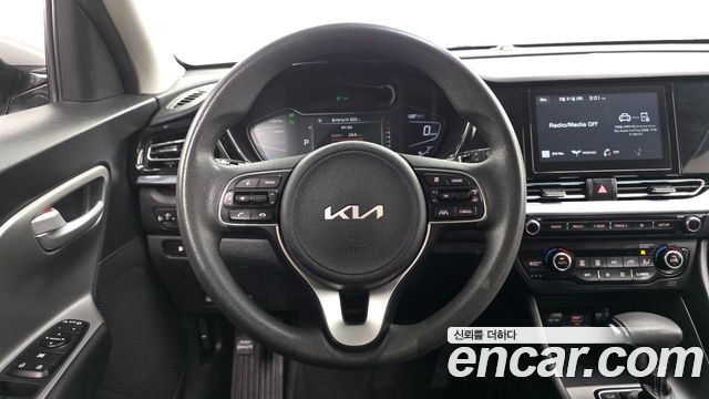 Kia Niro 2022 — photo 13