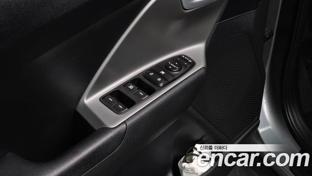 Kia Niro 2022 — photo 17