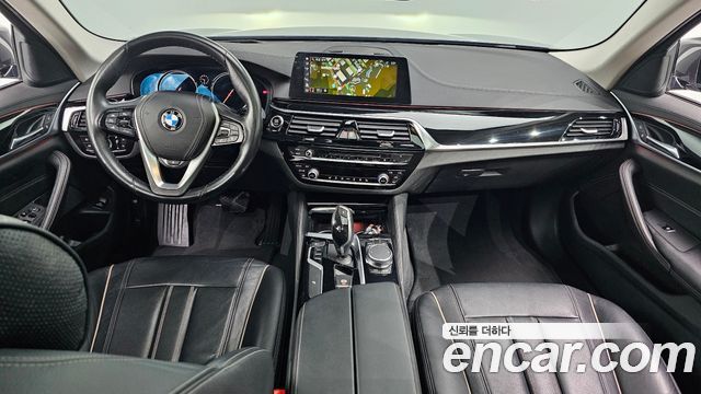 BMW 5-Series 2018 — photo 7