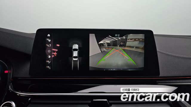 BMW 5-Series 2018 — photo 15