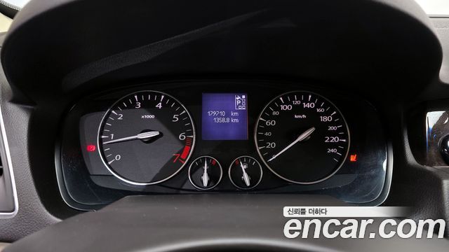 Renault Korea SM5  2010 — photo 8
