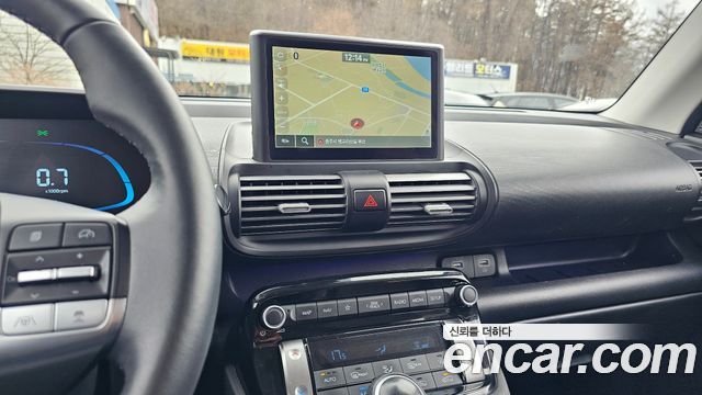Hyundai Casper 2023 — photo 17
