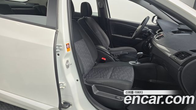 Renault Korea SM3 2015 — photo 10