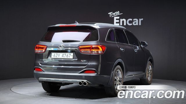 Kia Sorento 2015 — photo 2
