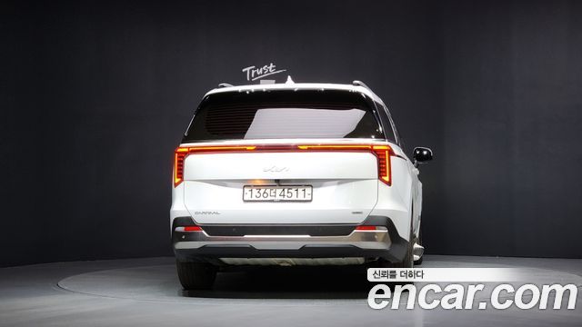 Kia Canival 2025 — photo 4