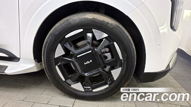 Kia Canival 2025 — photo 5