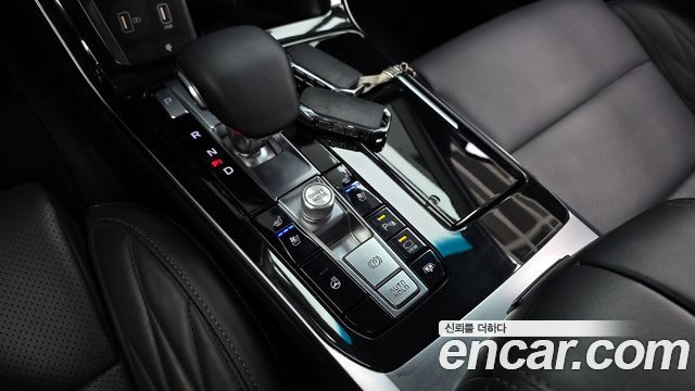 Kia K7 2020 — photo 9