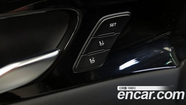 Kia K7 2020 — photo 17