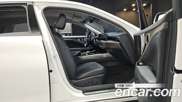 Kia K8 2022 — photo 11