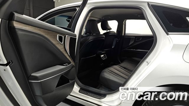 Kia K8 2022 — photo 12