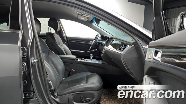 Genesis G80 2020 — photo 11
