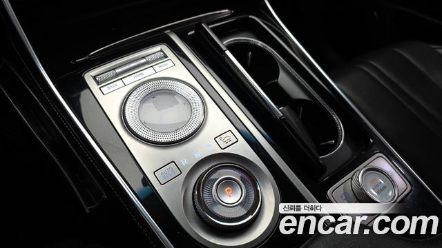 Genesis GV80 2020 — photo 9