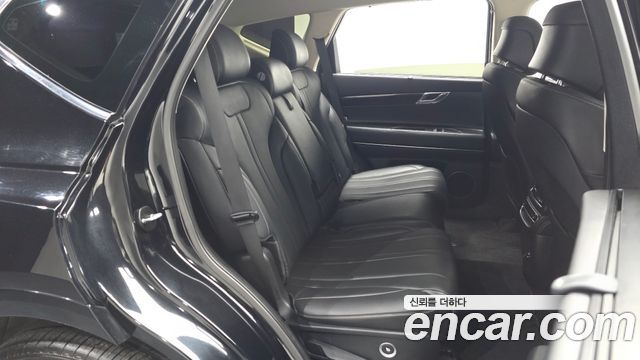 Genesis GV80 2020 — photo 11