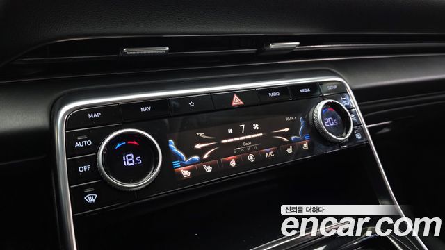 Genesis GV80 2020 — photo 18