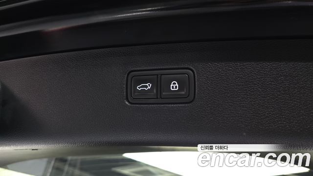 Genesis GV80 2020 — photo 20