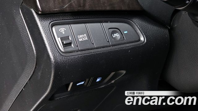 Hyundai Grandeur 2014 — photo 17
