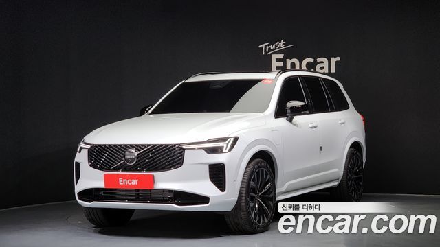 Volvo XC90 2026 — photo 1