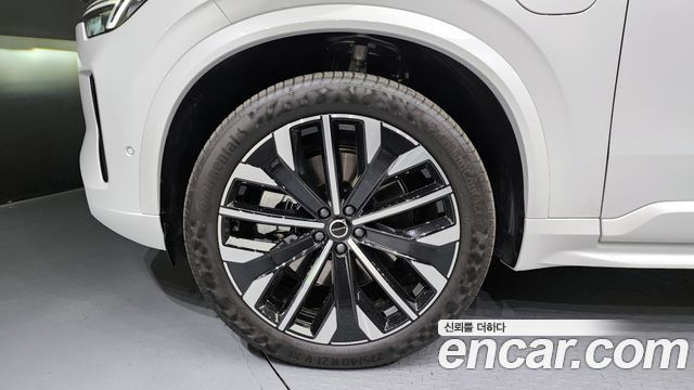 Volvo XC90 2026 — photo 5