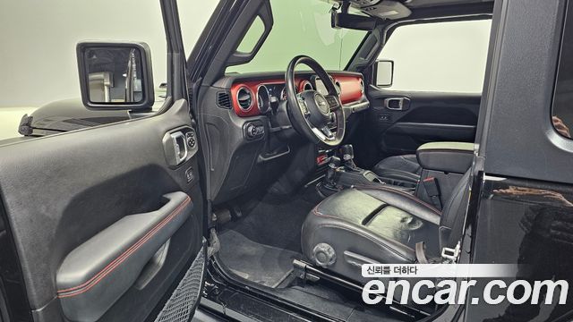 Jeep Wrangler 2019 — photo 10