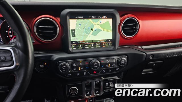 Jeep Wrangler 2019 — photo 14