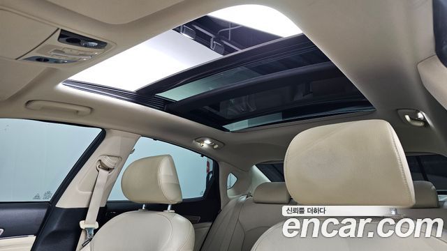 Kia K7 2017 — photo 19
