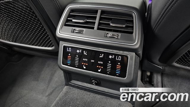 Audi A6 2021 — photo 19