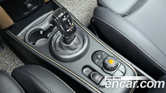 Mini Countryman 2020 — photo 9