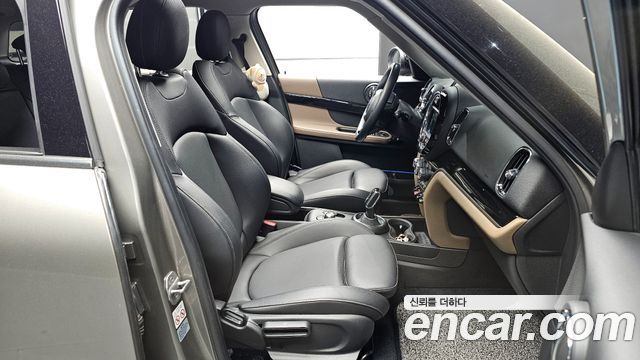 Mini Countryman 2020 — photo 10