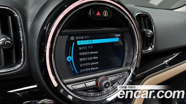 Mini Countryman 2020 — photo 16