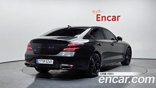 Genesis G70 2023 — photo 2