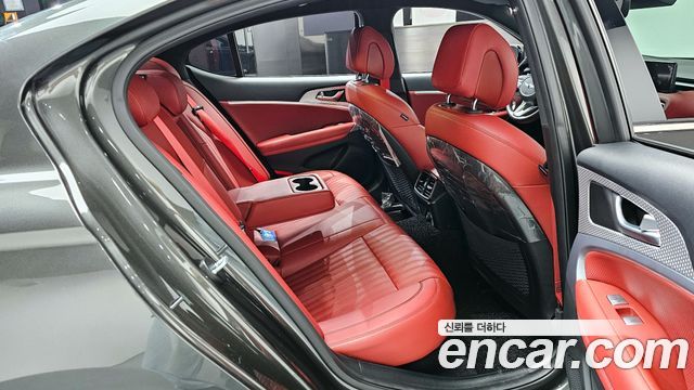 Genesis G70 2023 — photo 12