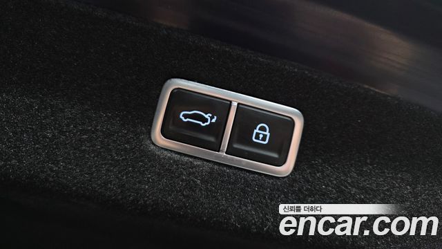 Genesis G90 2023 — photo 18