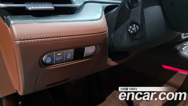 Genesis G90 2023 — photo 19