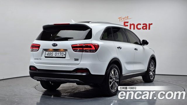 Kia Sorento 2016 — photo 2