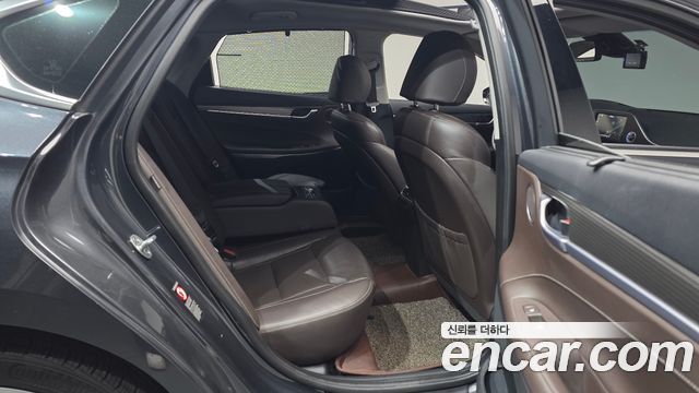 Hyundai Grandeur 2018 — photo 12