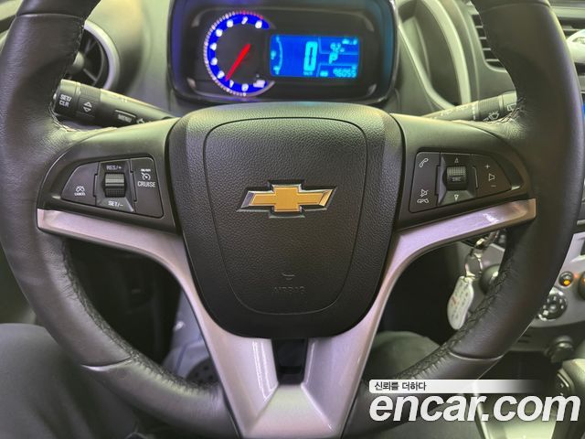 Chevrolet Korea Trax 2014 — photo 12