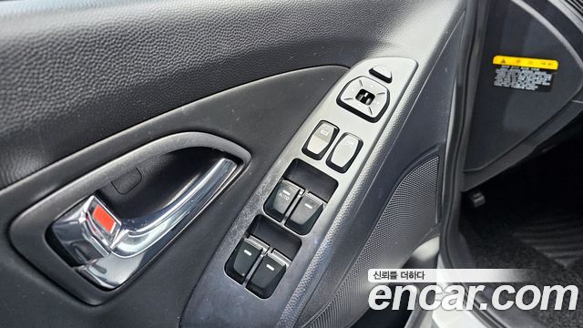 Hyundai Tucson 2012 — photo 17