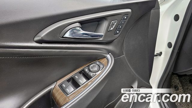 Chevrolet Korea Malibu 2017 — photo 17