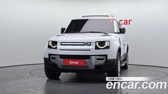Land Rover Defender 2022 — photo 3