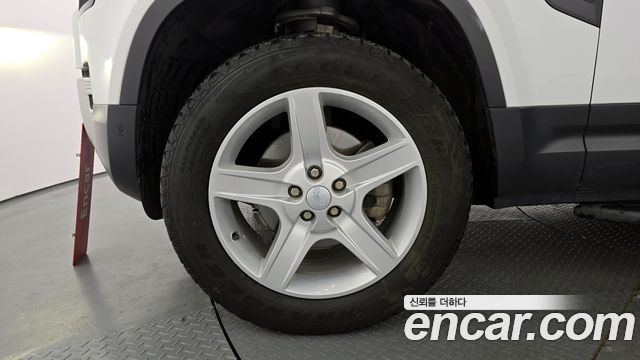 Land Rover Defender 2022 — photo 5